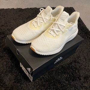 Men’s Adidas Alphabounce athletic Shoes